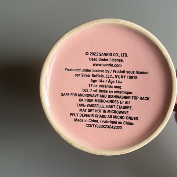 Hello Kitty winking kitty Mug in Pink, new without tag - Picture 5 of 5